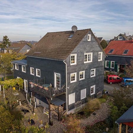 Zum Schieferhaus Wermelskirchen Exterior photo