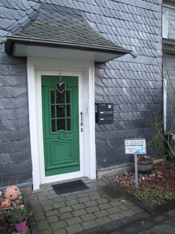 Zum Schieferhaus Wermelskirchen Exterior photo
